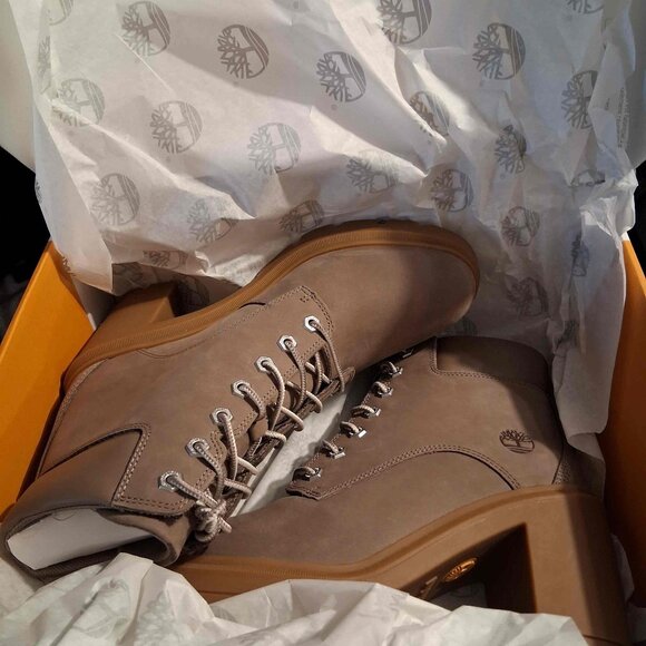 Women's Allington Heights Boots - Picture 6 of 6